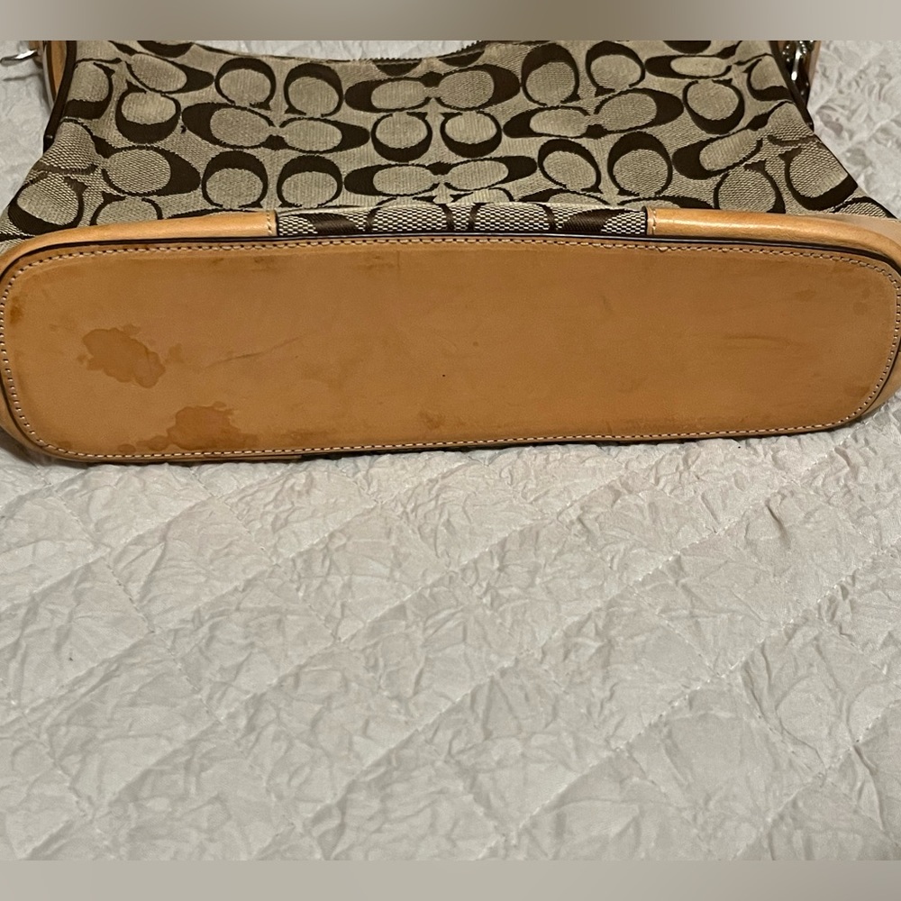Coach Handbag - Picture 4 of 4